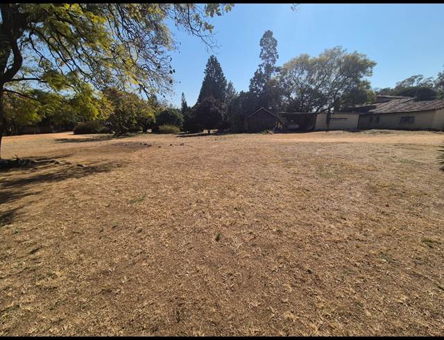8,769M² VACANT LAND TO LET IN LINBRO PARK