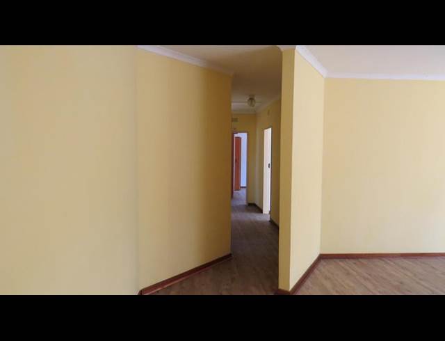 3 BEDROOM PROPERTY TO RENT IN CHROOM PARK