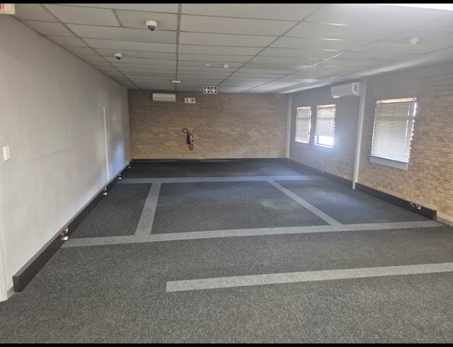 650M² WAREHOUSE TO LET IN MEADOWDALE