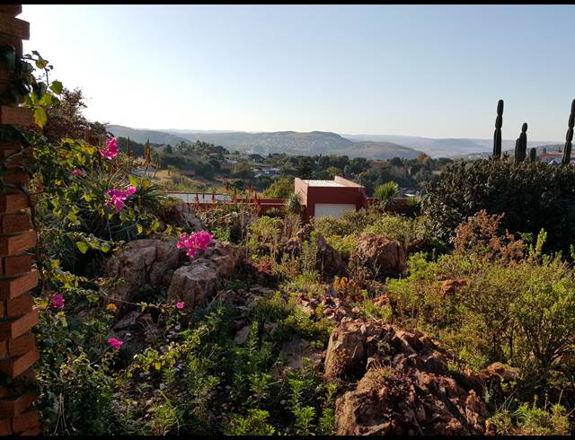 4 bed property to rent in WILRO PARK