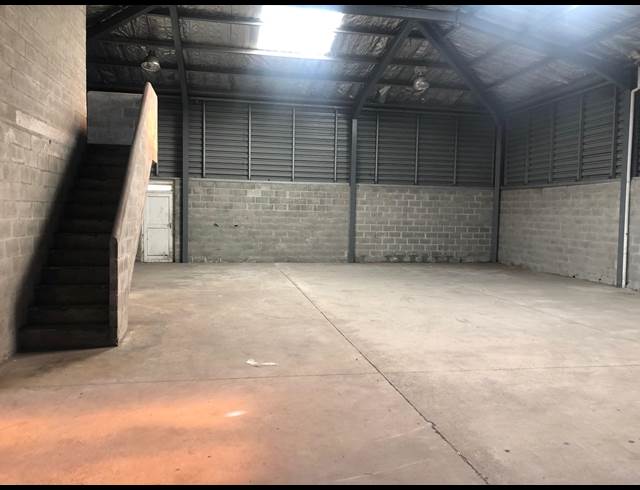 301M² WAREHOUSE TO LET IN EPPING INDUSTRIAL