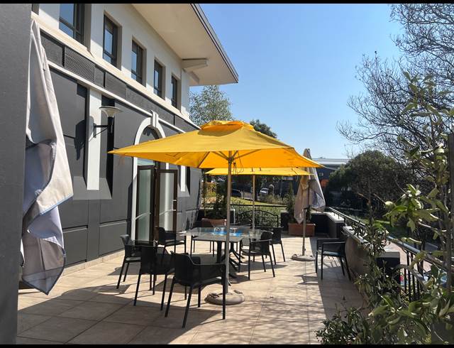 260M² OFFICE TO LET IN HYDE PARK