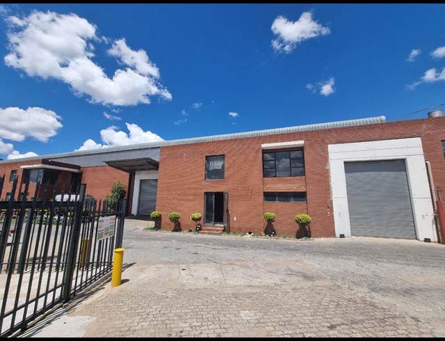 1,400M² WAREHOUSE TO LET IN ALBERTON NORTH