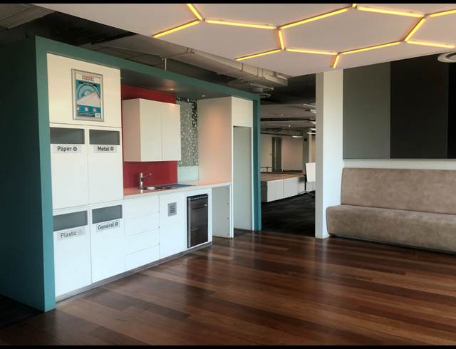 881M² OFFICE TO LET IN ILLOVO