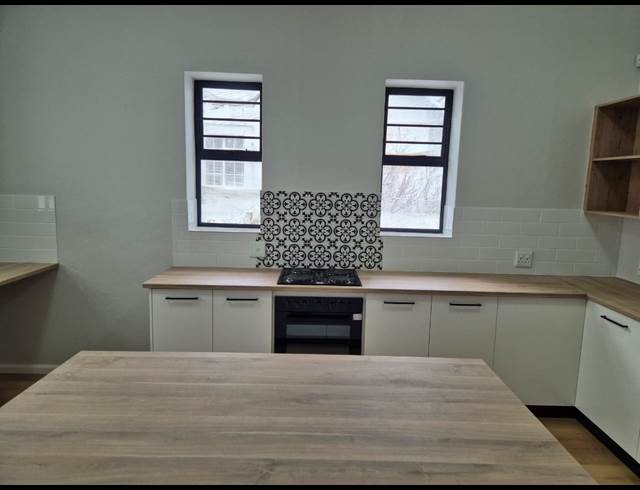 3 bed property to rent in LANGERUG