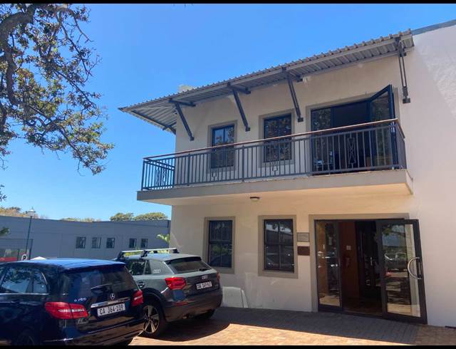 86M² OFFICE TO LET IN WESTLAKE