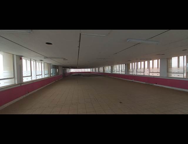 536M² BUSINESS TO LET IN BORDEAUX