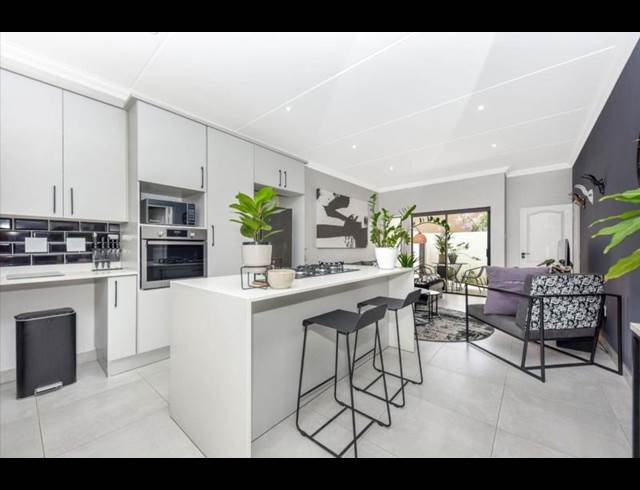 2 BEDROOM PROPERTY TO RENT IN BRYANSTON
