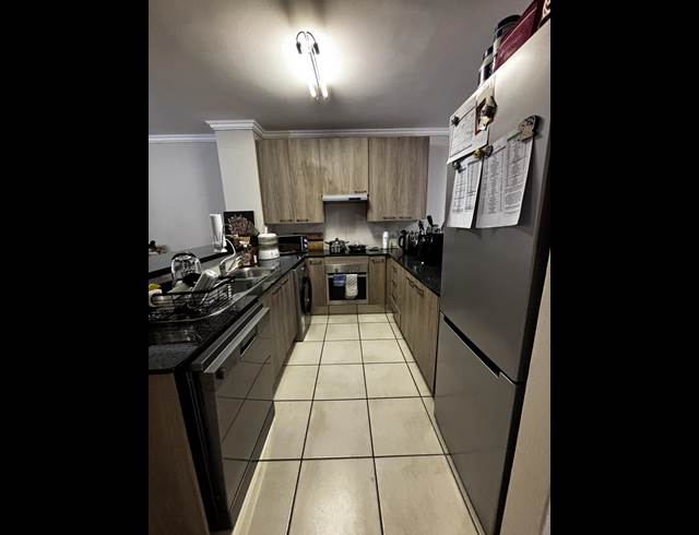2 BEDROOM APARTMENT TO LET IN SANDTON CENTRAL