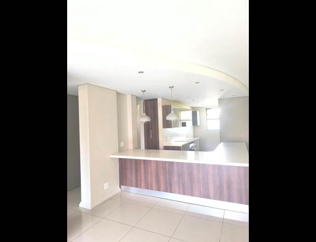 2 BEDROOM PROPERTY TO RENT IN MENLO PARK