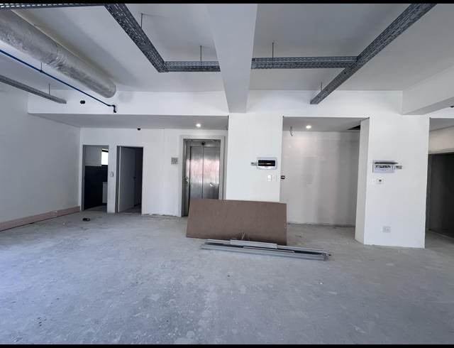 215M² OFFICE TO LET IN CAPE TOWN CITY CENTRE