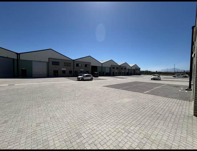 353M² WAREHOUSE TO LET IN FIRGROVE