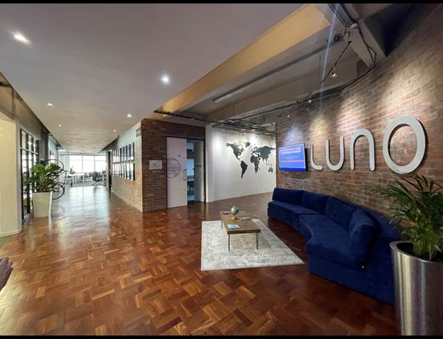 1,560M² OFFICE TO LET IN DE WATERKANT