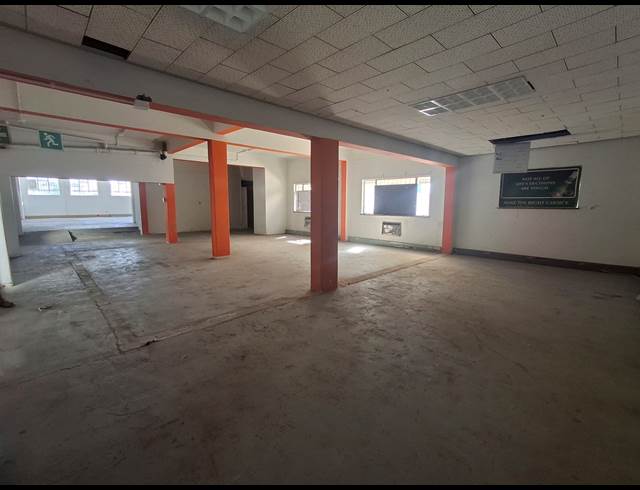 562M² BUSINESS TO LET IN ARCADIA