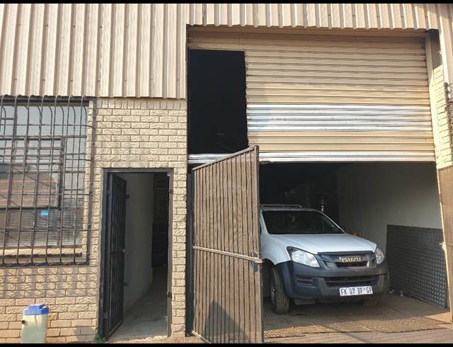 550M² WAREHOUSE TO LET IN WADEVILLE