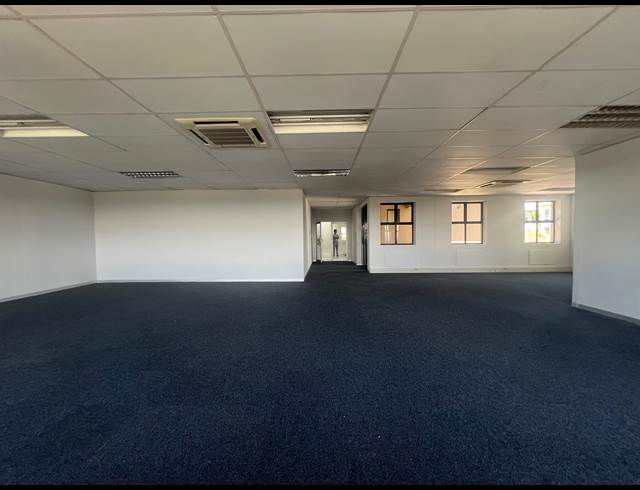 146M² OFFICE TO LET IN MEYERSDAL