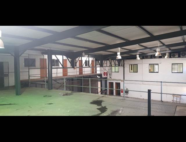 1,067M² WAREHOUSE RENTED IN EVERITE INDUSTRIA