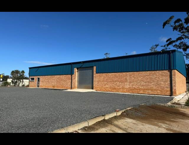 450M² WAREHOUSE TO LET IN MEISIES HALT