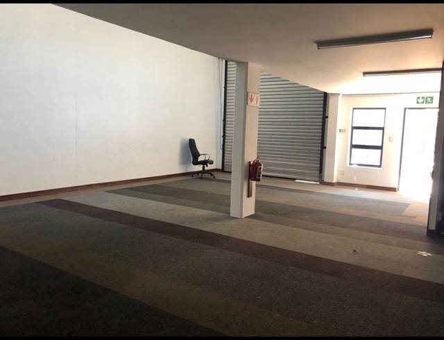 142M² WAREHOUSE RENTED IN BARBEQUE DOWNS