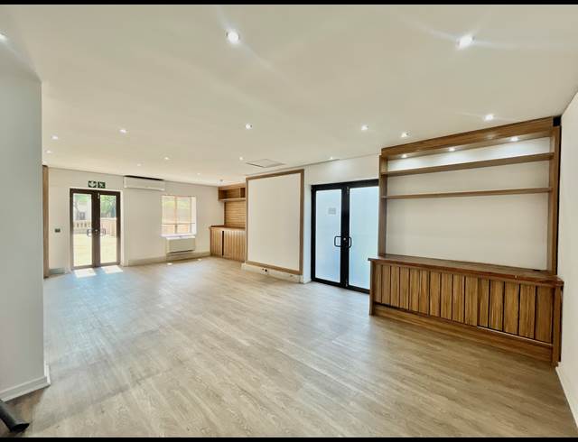 529M² OFFICE TO LET IN BRYANSTON