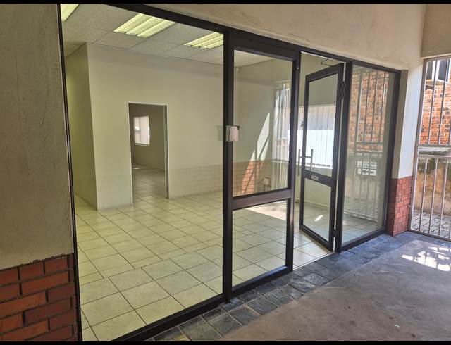 106M² OFFICE TO LET IN NELSPRUIT EXT 1