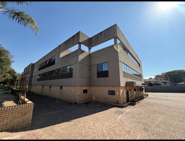 4,810M² BUILDING TO LET IN FERNDALE