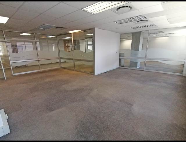 456M² OFFICE TO LET IN ROSEBANK