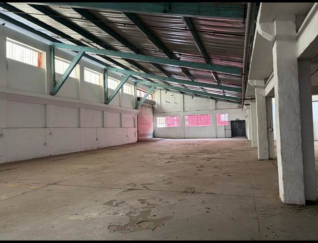 1,125M² WAREHOUSE TO LET IN STEELEDALE