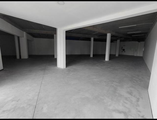 430M² OFFICE TO LET IN HALFWAY GARDENS