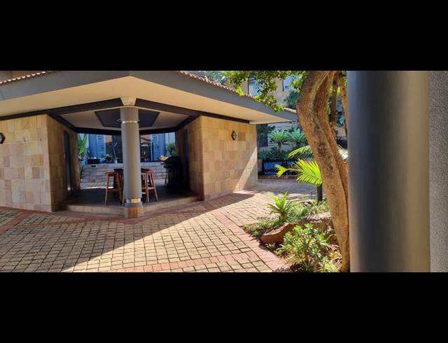 433M² OFFICE TO LET IN LA LUCIA