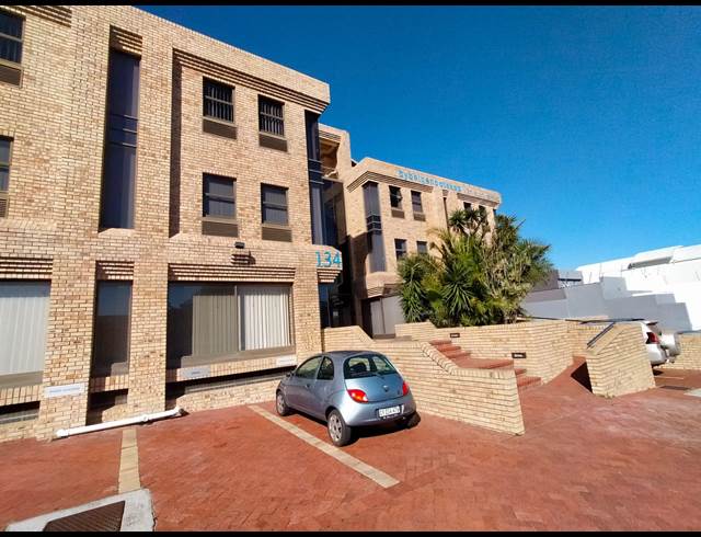 300M² OFFICE TO LET IN BO OAKDALE