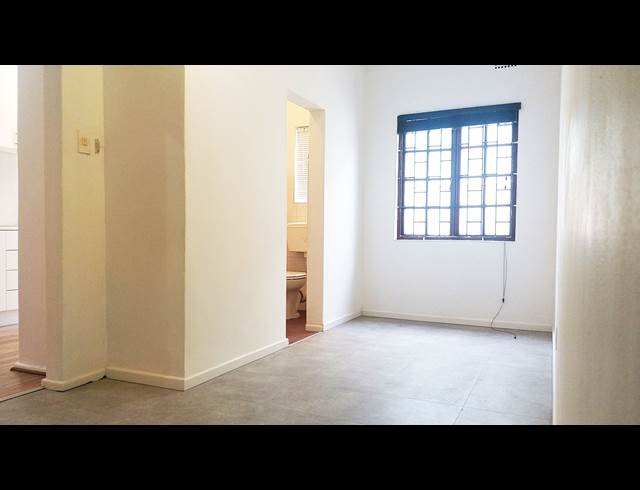 2 bed property to rent in SCHOTSCHE KLOOF