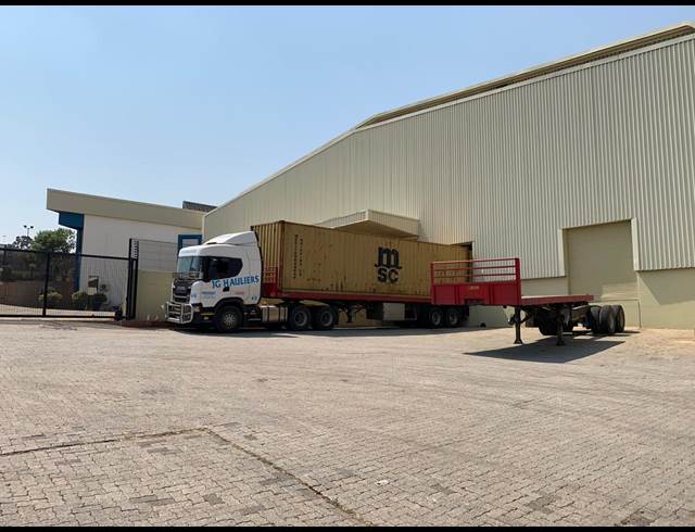 5,000M² WAREHOUSE TO LET IN ALBERTON NORTH