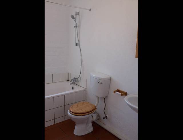 3 bed property to rent in KEW