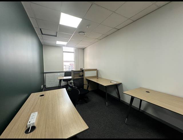 35M² OFFICE TO LET IN SANDTON CENTRAL