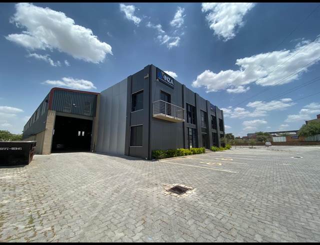 2,650M² WAREHOUSE TO LET IN SAMRAND BUSINESS PARK