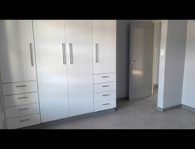 2 bed property to rent in PELHAM