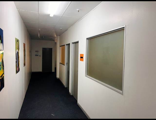 1,200M² OFFICE TO LET IN GERMISTON CENTRAL