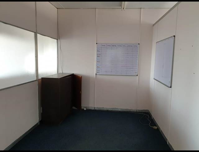 253M² OFFICE TO LET IN WADEVILLE