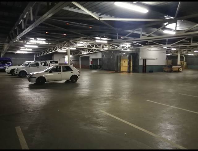 5,569M² OFFICE TO LET IN PINETOWN CENTRAL