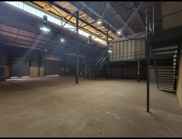 952M² WAREHOUSE TO LET IN HENNOPSPARK