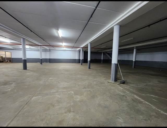 3,000M² WAREHOUSE TO LET IN BENROSE