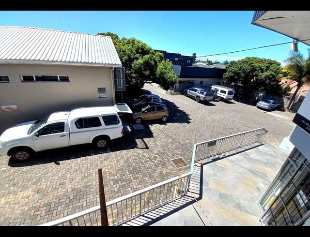 100M² OFFICE RENTED IN VINCENT