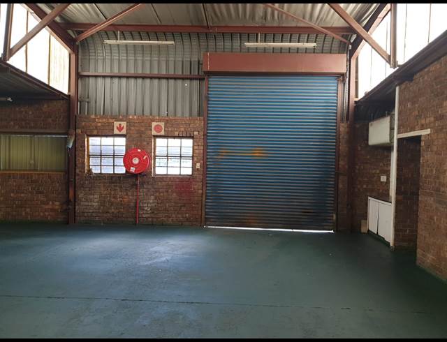 144M² WAREHOUSE TO LET IN WADEVILLE