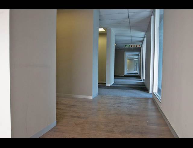 770M² OFFICE TO LET IN SANDOWN