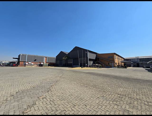 4,751M² WAREHOUSE TO LET IN TUNNEY