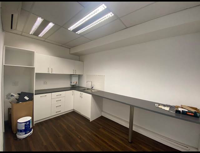 340M² OFFICE TO LET IN CAPE TOWN CITY CENTRE