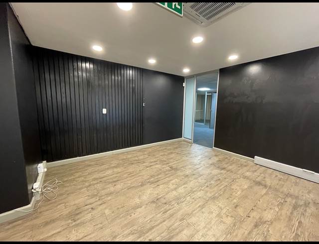 281M² OFFICE TO LET IN RIVONIA