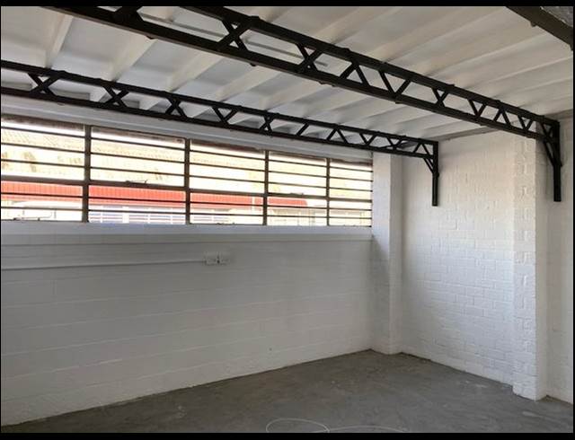 475M² WAREHOUSE TO LET IN RETREAT