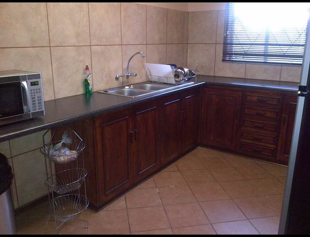 2 bed property to rent in GARDENIA PARK